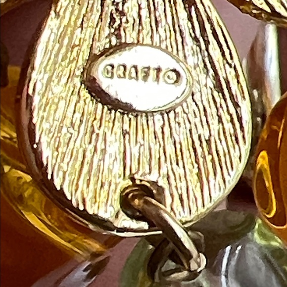 Craft Gold and Amber Dangle Earrings - Picture 3 of 5